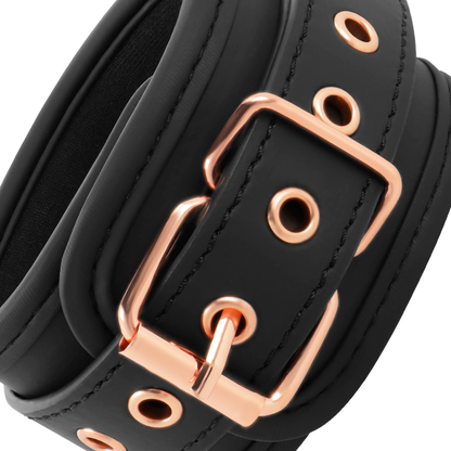 COQUETTE CHIC DESIRE – FANTASY-HANDSCHELLEN AUS VEGANEM LEDER