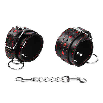 OHMAMA FETISH - HANDSCHELLEN MIT HERZEINLAGE