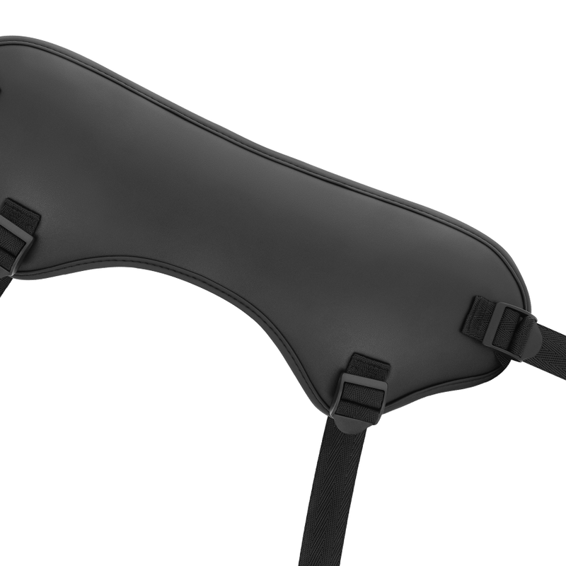 CYBER SILICOCK - STRAP-ON MAGNUS FLÜSSIGSILIKON MIT 3 RINGEN GRATIS 20,5 CM -O- 4,1 CM